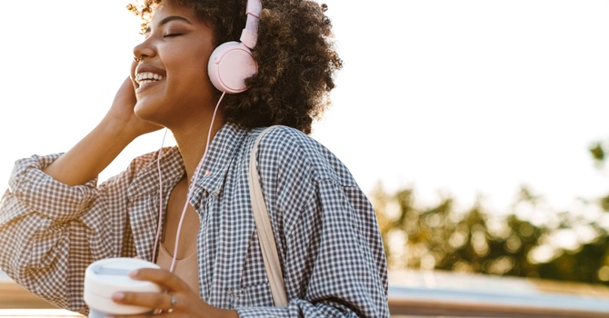 What's Going On When Your Hips Are Making Noise?